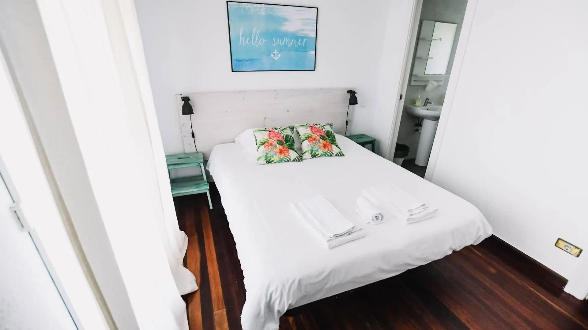 Loredo Surf House Gasthof